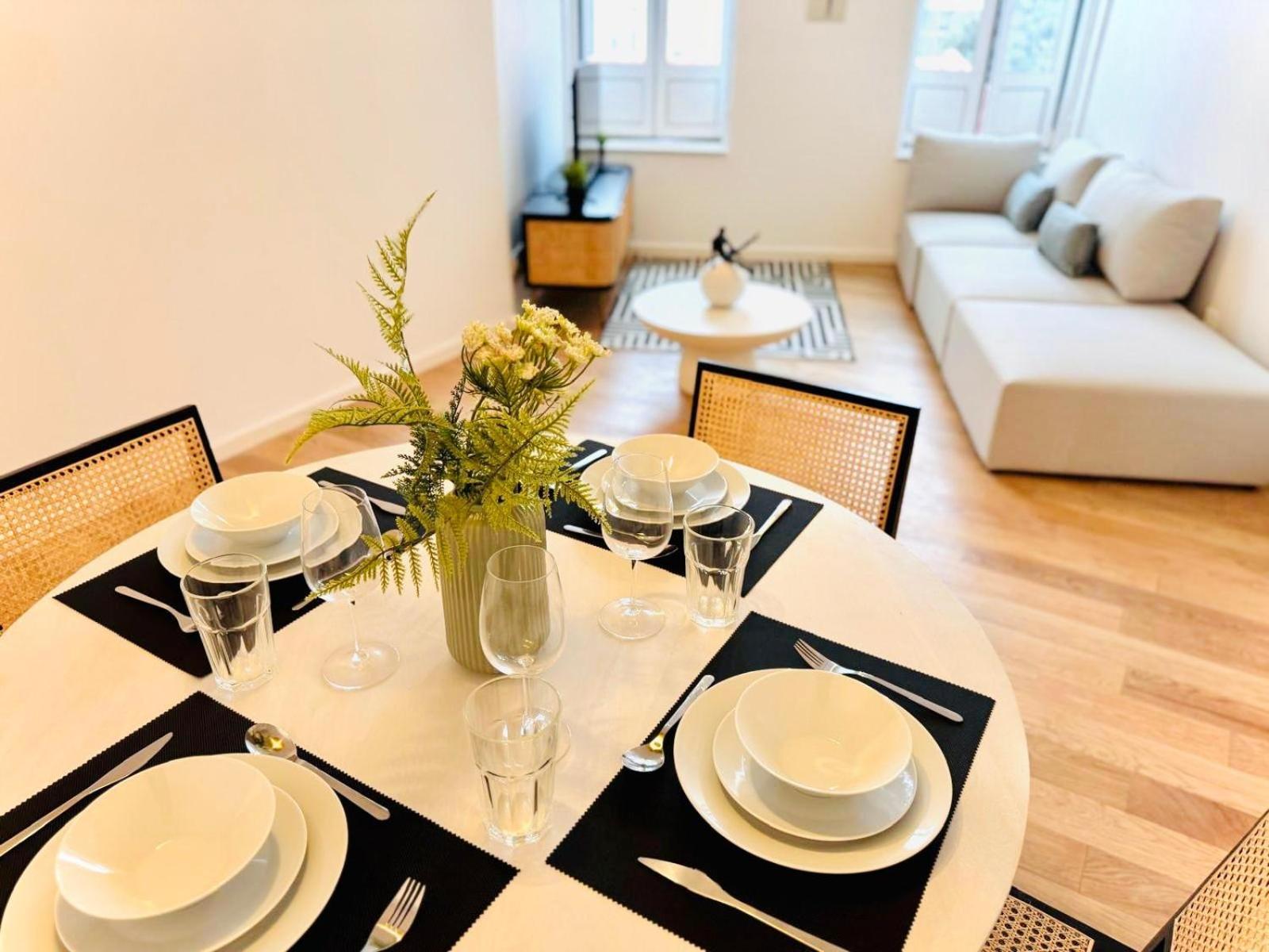 Lisbon Pink House II Beautiful 2 Bedroom Flat In City Center Esterno foto
