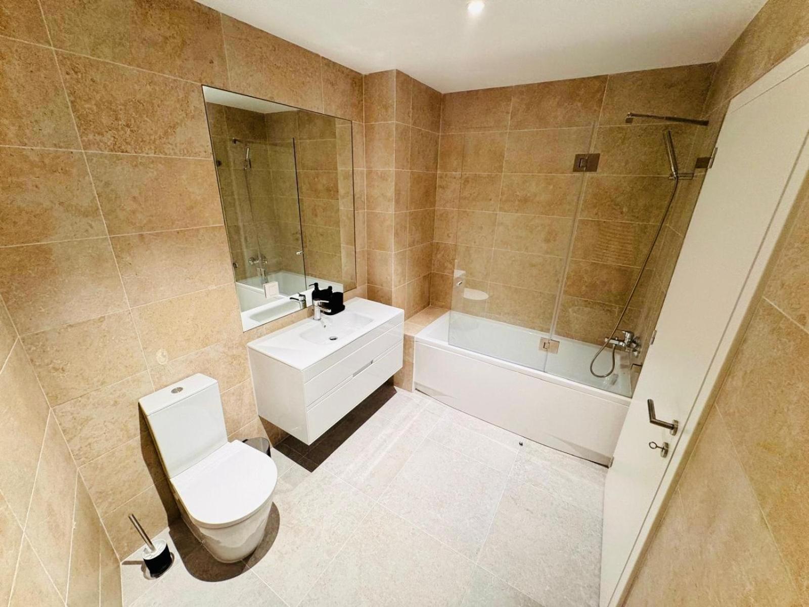 Lisbon Pink House II Beautiful 2 Bedroom Flat In City Center Esterno foto