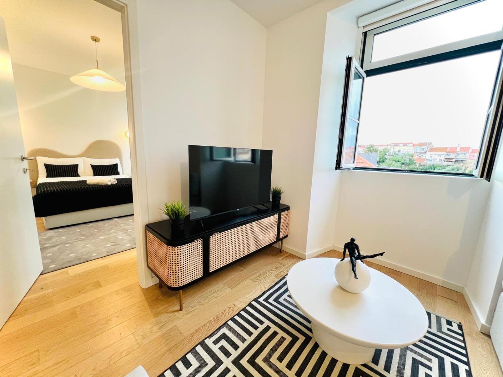 Lisbon Pink House II Beautiful 2 Bedroom Flat In City Center Esterno foto