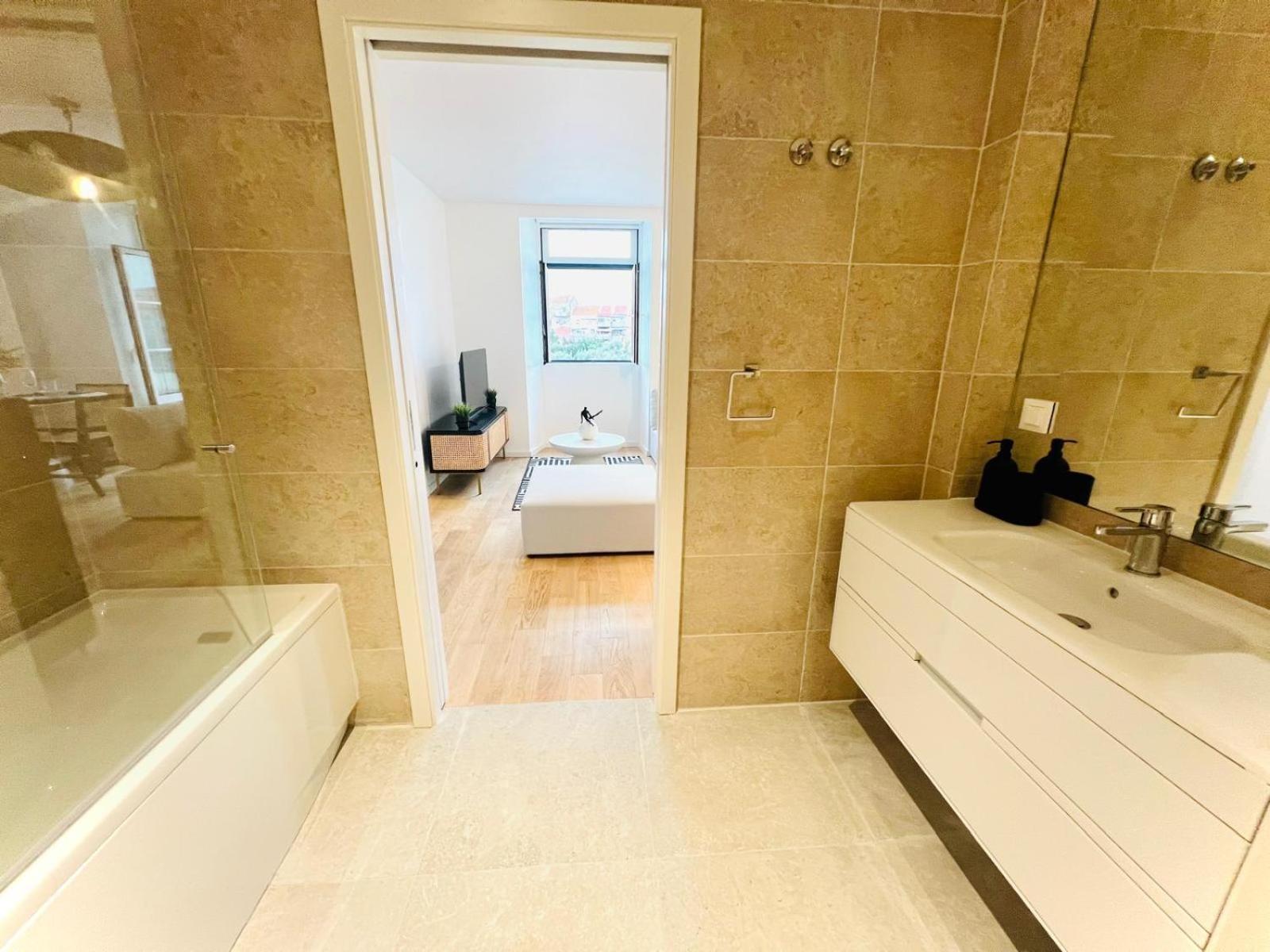 Lisbon Pink House II Beautiful 2 Bedroom Flat In City Center Esterno foto